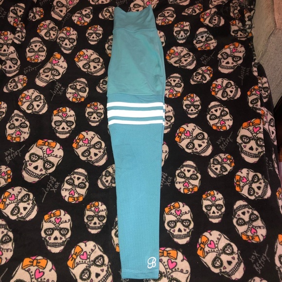 Bombshell sportswear thigh high leggings - Picture 5 of 11